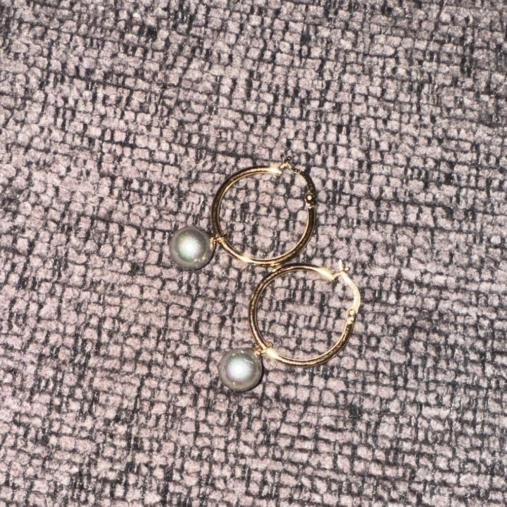 Gold plated pearl earrings